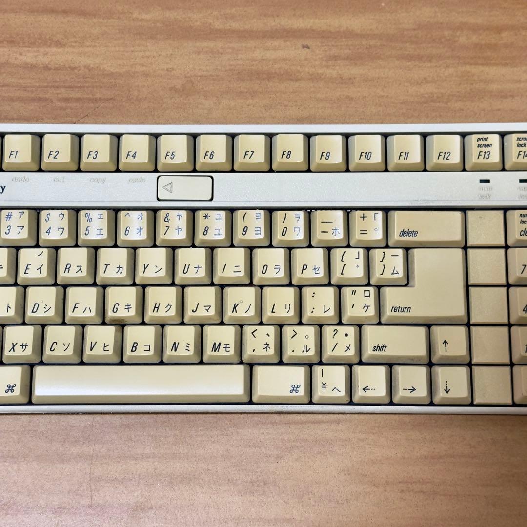 Macintosh SE クリーム色 1987年製