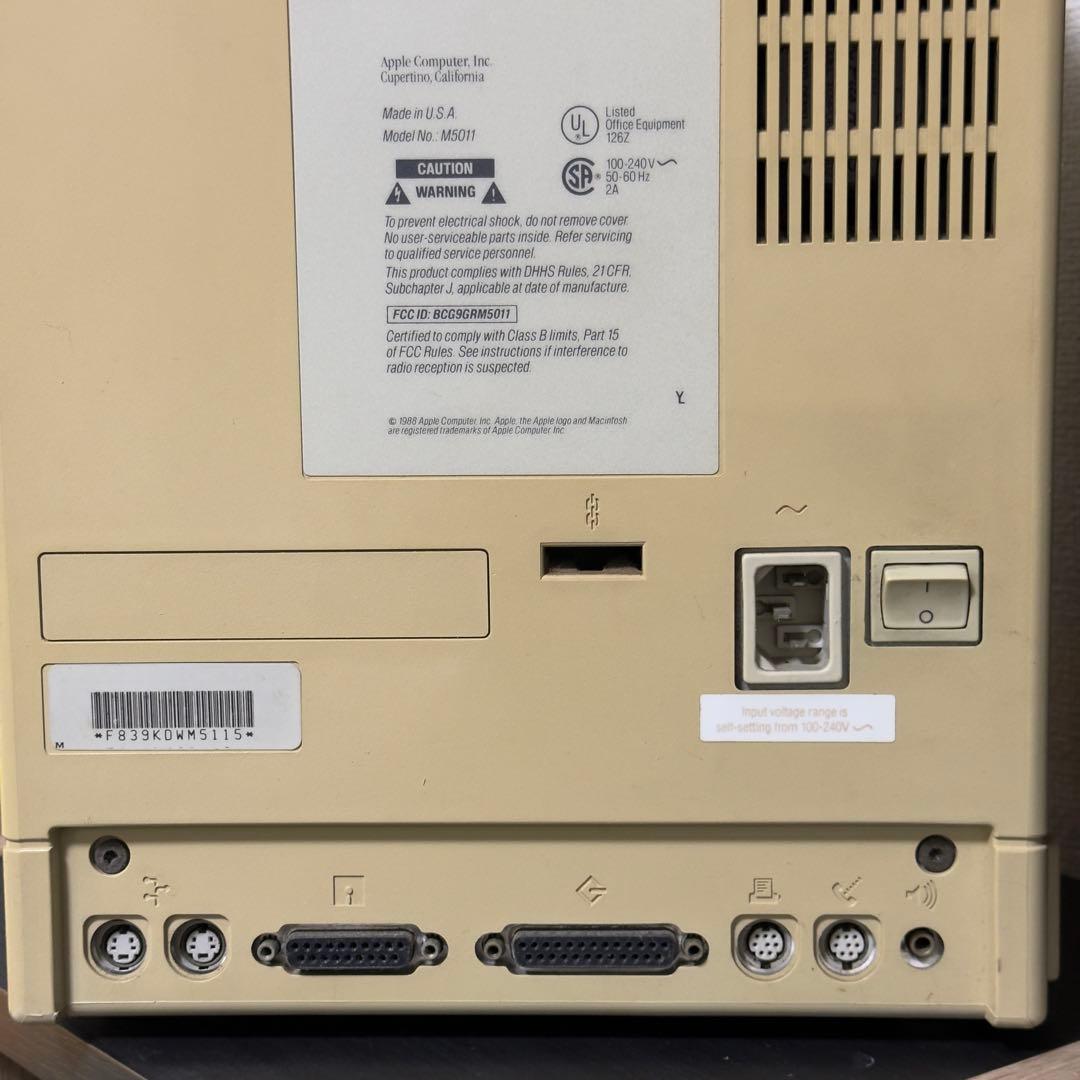 Macintosh SE クリーム色 1987年製