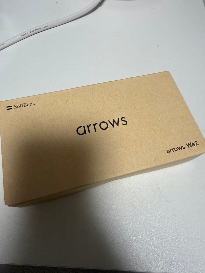 arrows We2 本体　ライトオレンジ