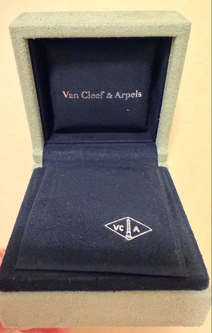 ヴァンクリーフアーペルヴィンテージオニキスれネックレス本物