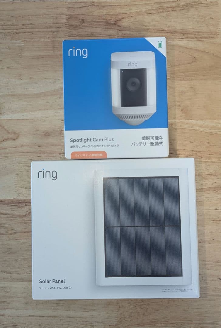 新品 Ring Spotlight Cam Plus + Solar Panel