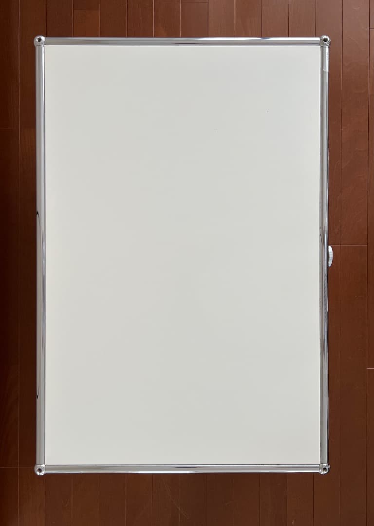 USMハラー　ローボード　ピュアホワイト