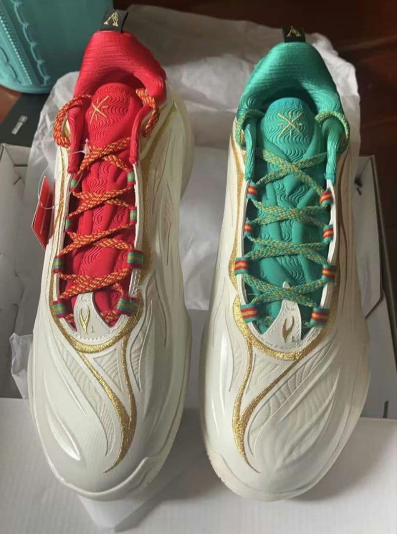 LI−NING Wade 8085 Ultra V2 \"クリスマス\" US9.5