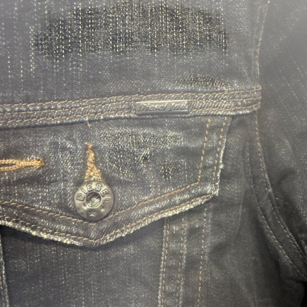 美品・DIESEL デニムジャケット ダメージ加工