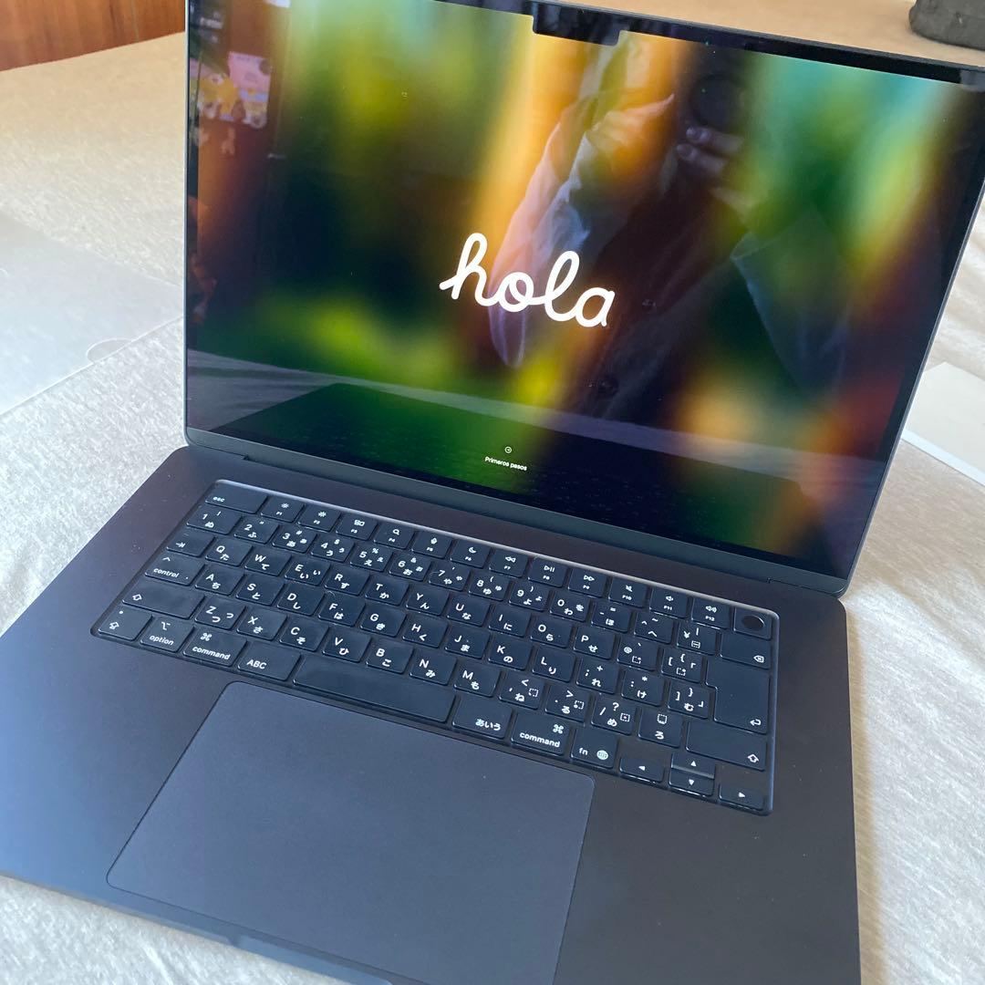 【極美品】MacBookAir 2025 4M 24GB 15.3インチ