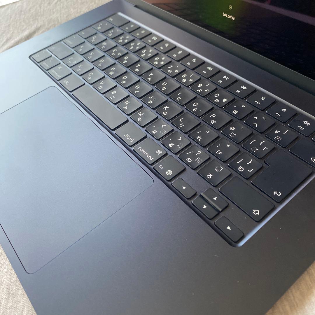 【極美品】MacBookAir 2025 4M 24GB 15.3インチ