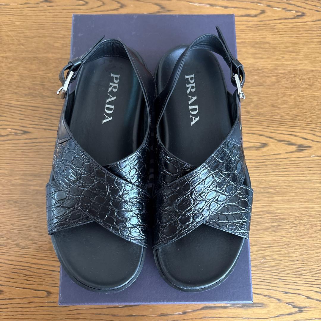 プラダ　サイズ:6 レザー クロスストラップ サンダル 黒　 2X3033
