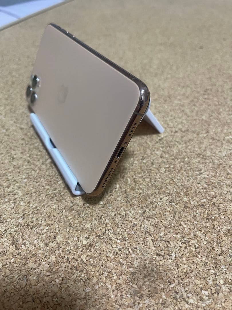 iPhone 11pro max 256GB ゴールド