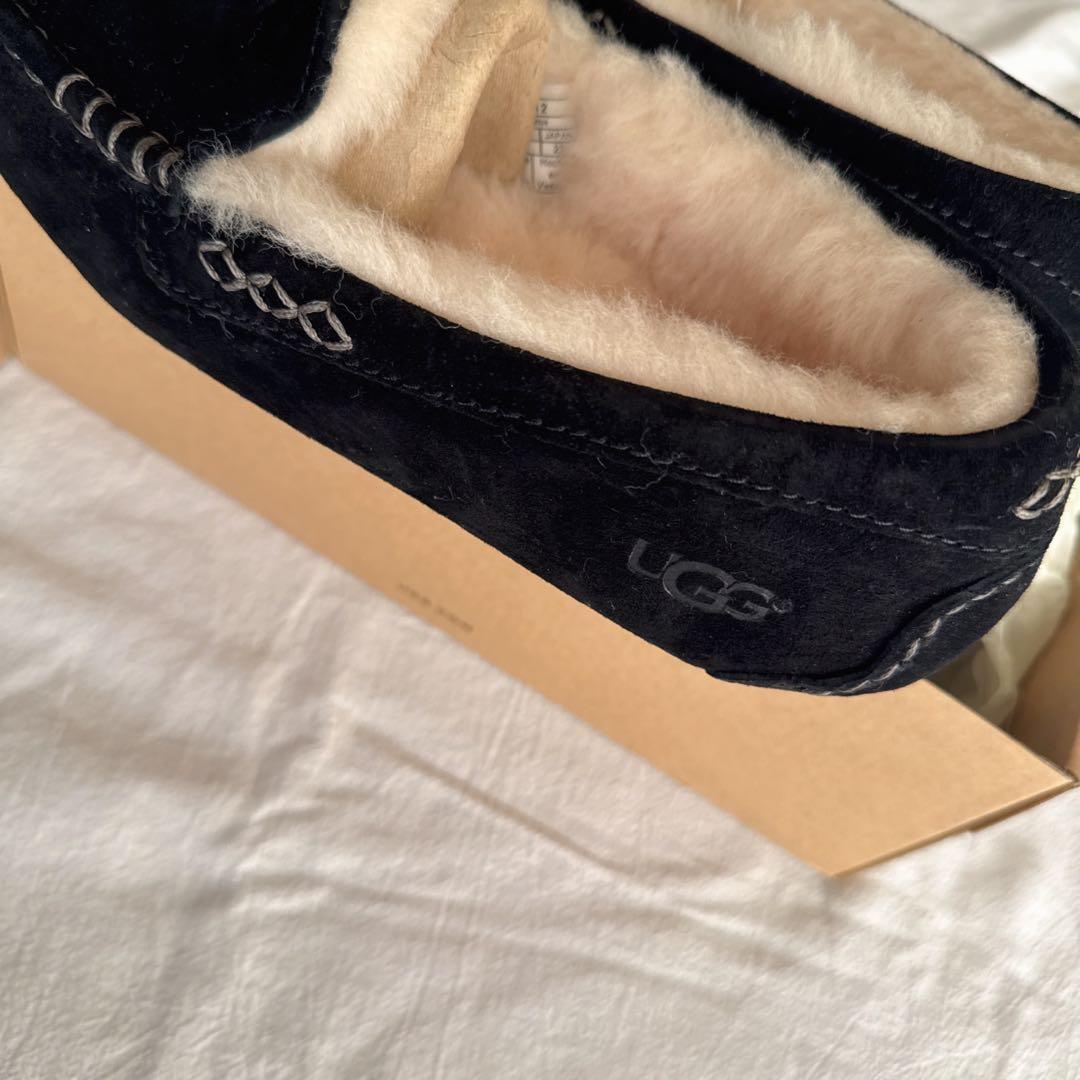 新品未使用　UGG アグ　アンスレー　モカシンシューズ　スウェード　23cm