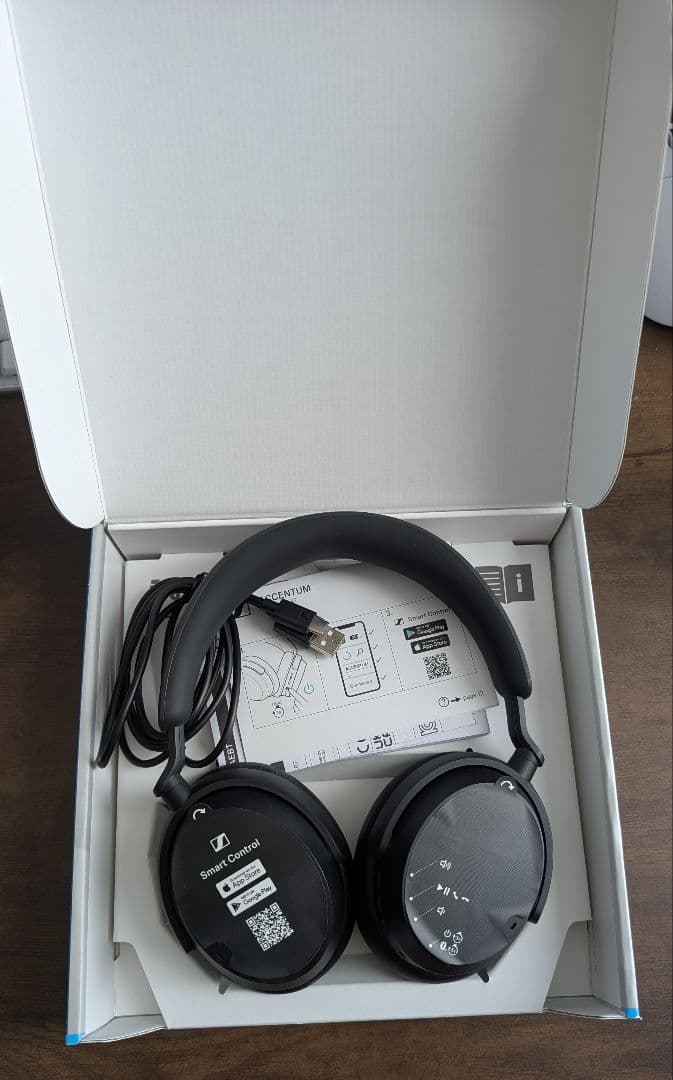 Sennheiser Accentum Wireless ブラック