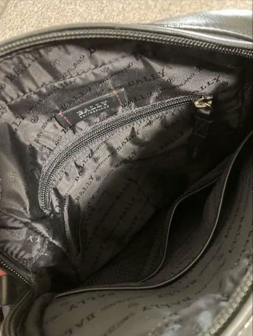 BALLY ショルダーバッグ ブラック/レッド