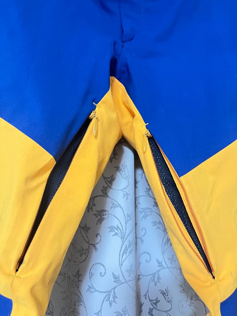 ONONE オンヨネ　デモ スキーウェア セット