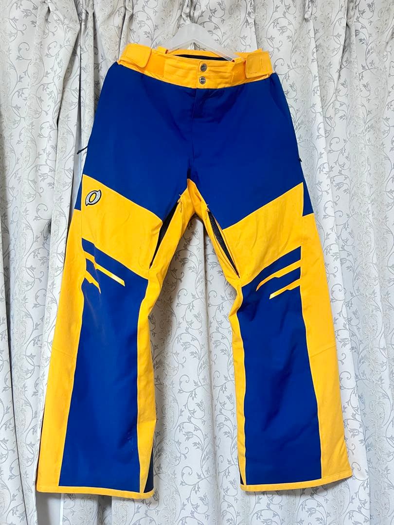 ONONE オンヨネ　デモ スキーウェア セット