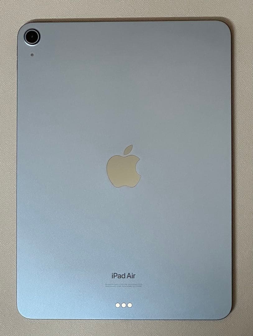 iPad Air 5世代256GB Wi-hi と Magic Keyboard