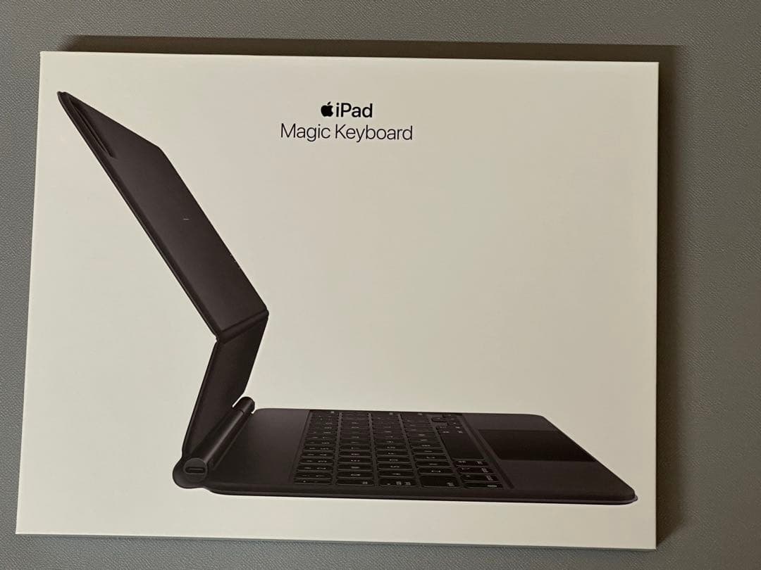 iPad Air 5世代256GB Wi-hi と Magic Keyboard