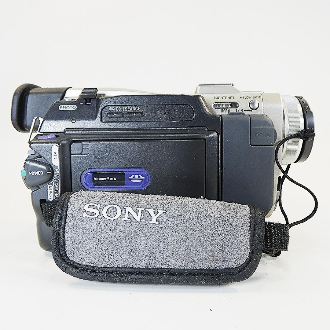 動作品ソニー DCR-TRV10 Mini DVビデオカメラDVDダビングに最適