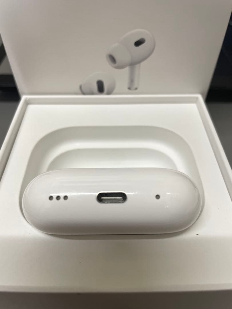 Airpods 第二世代　タイプC USB-C
