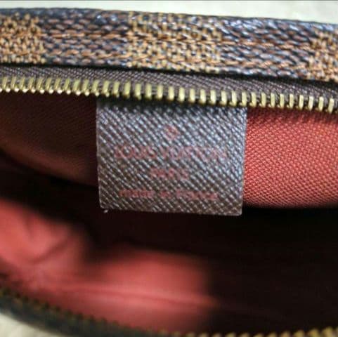 ルイヴィトン　ダミエ　トゥルースメイクアップアクセサリーポーチ