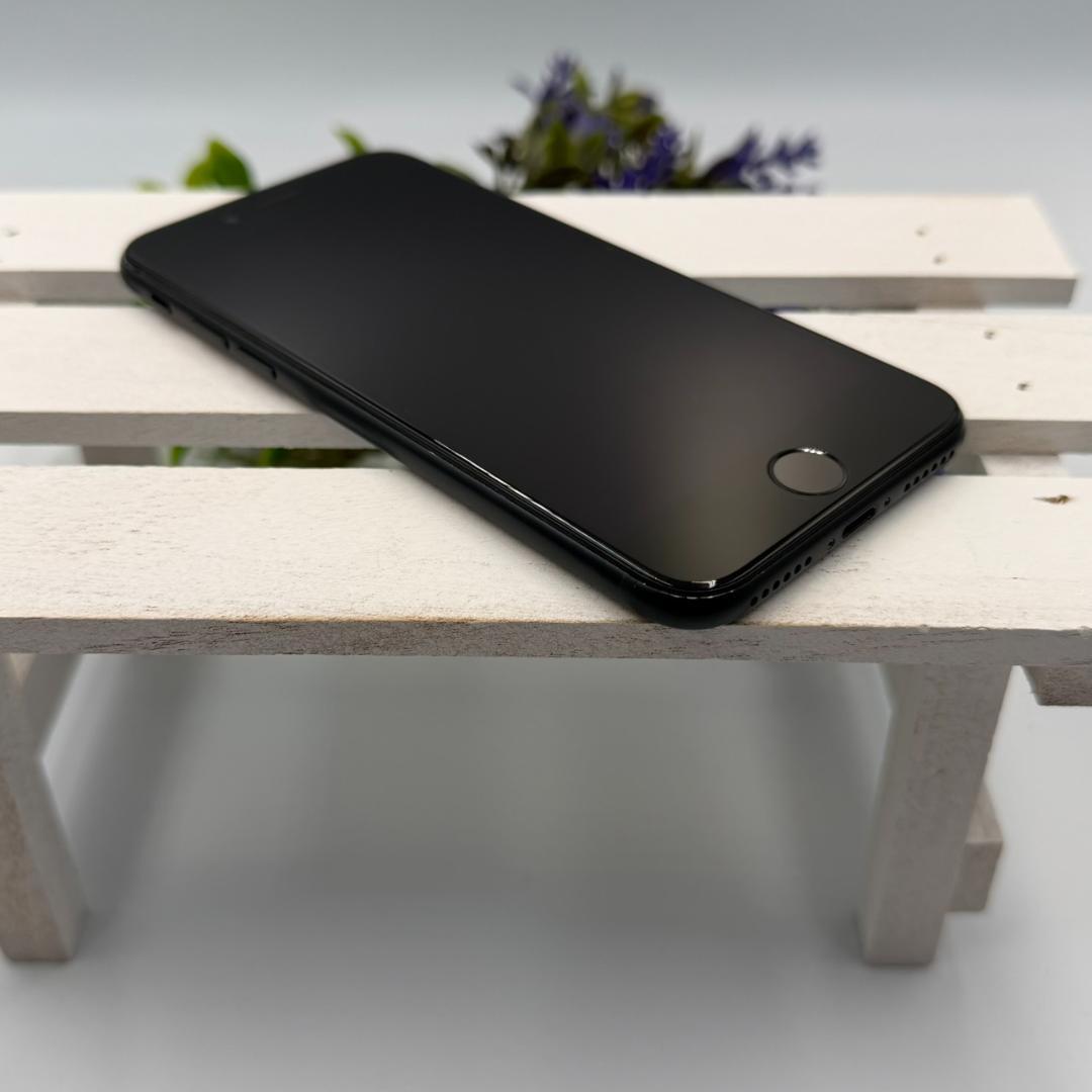 【美品】iPhone SE第3世代 64GB ミッドナイト 276