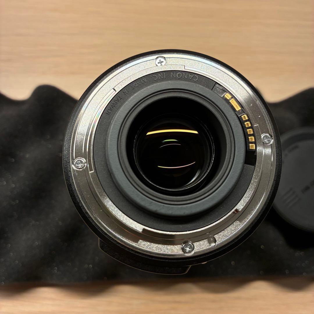 Canon EFS 18-135mm ズームレンズ