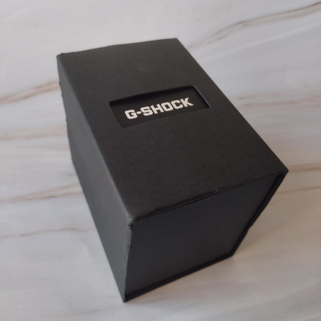 未使用級☆カシオ G-SHOCK GA-2100SRS-7AJF レインボー