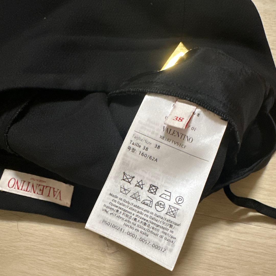 VALENTINO ショートパンツ