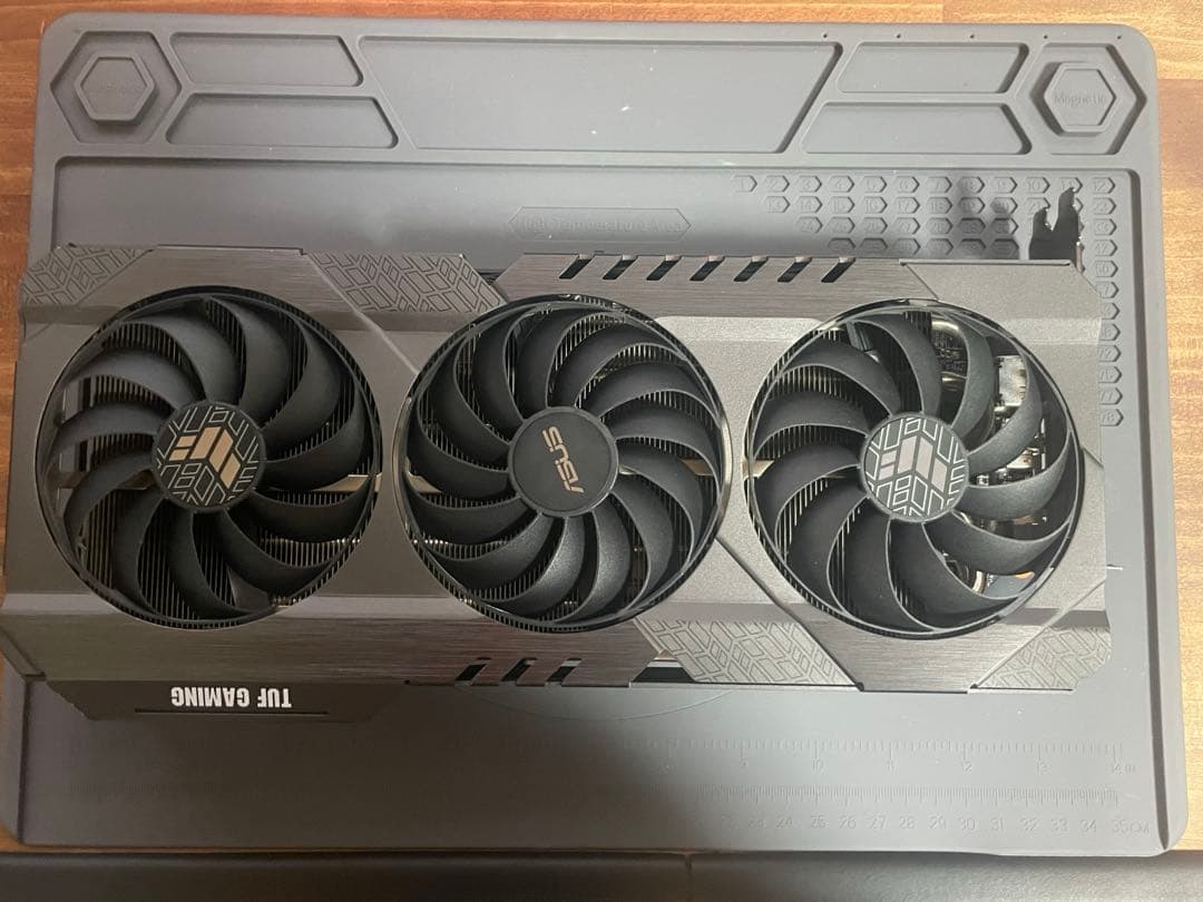 ASUS TUF GAMING Radeon RX 6800 XT 動作確認済