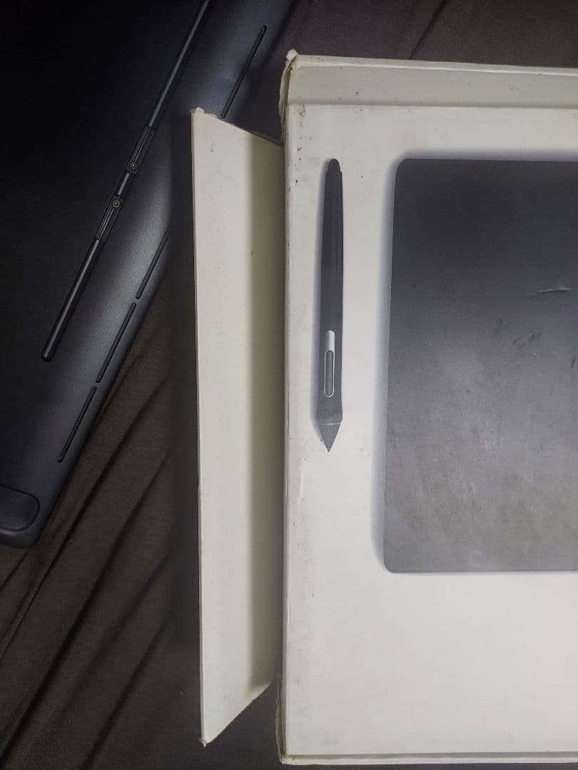 液タブ・ペンタブ Wacom MobileStudio Pro13