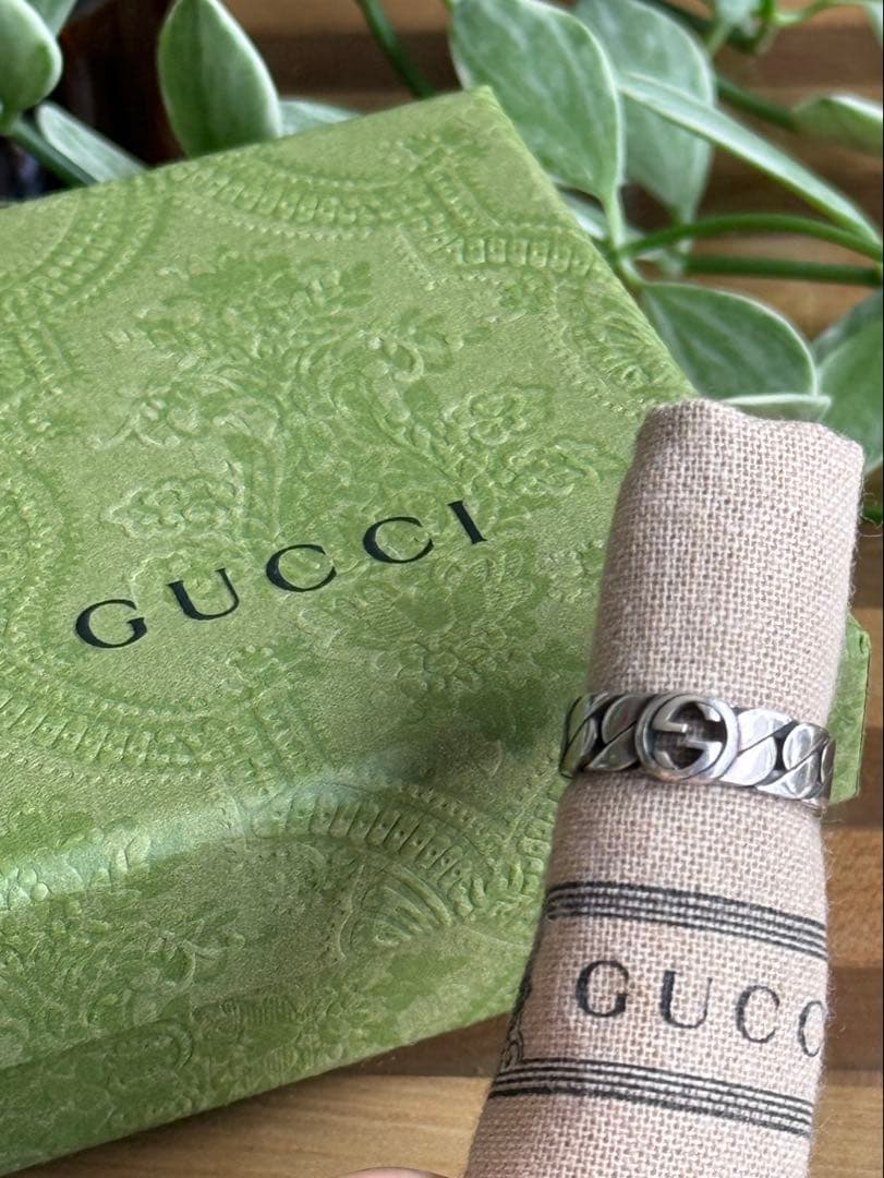 GUCCI シルバーリング　インターロッキングG 16号