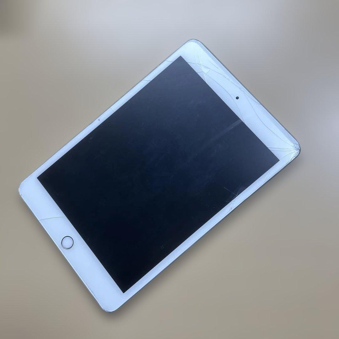 iPad mini5 第5世代　64GB Wi-Fi 画面割れあり