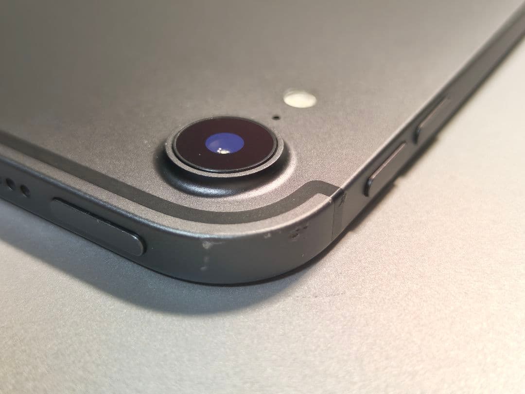 メ*ン様 iPad Pro 11インチ 256GB Wi-Fi + Cellul