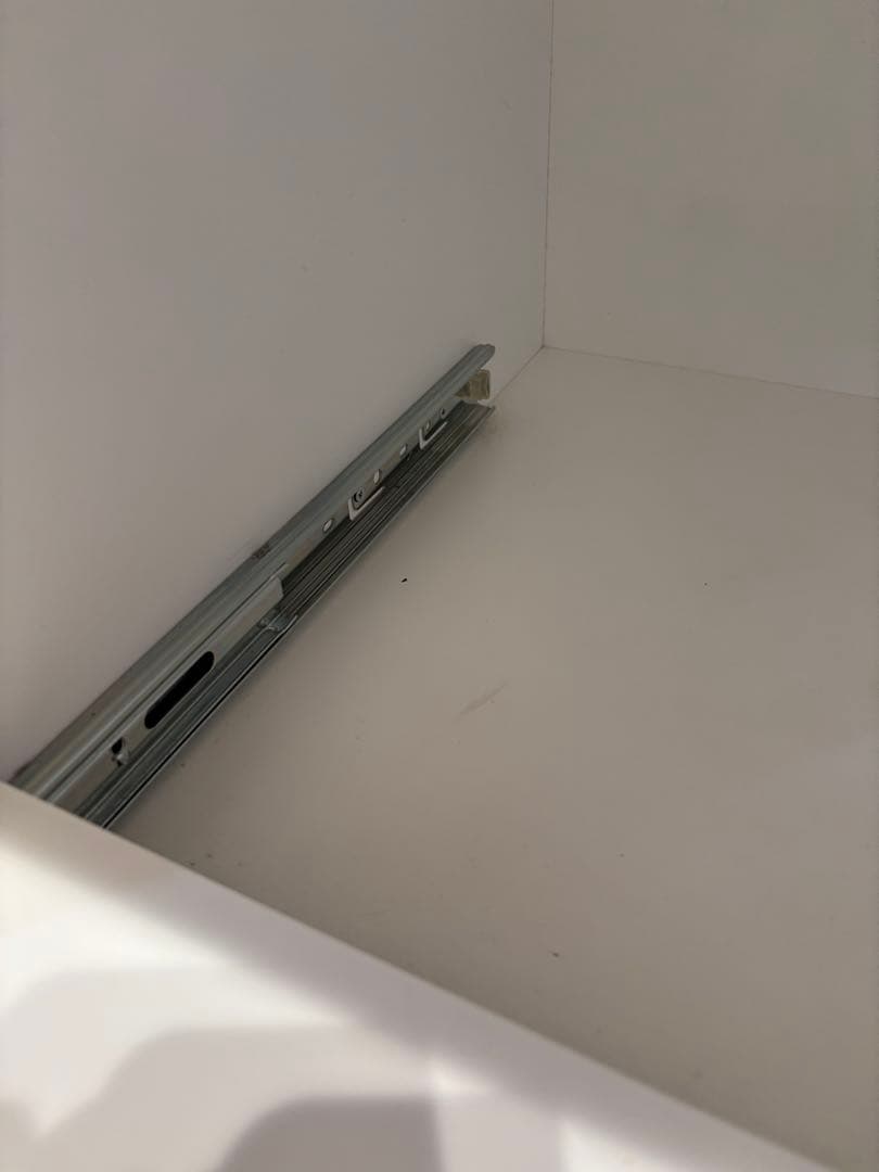 ニトリ　リガーレ　ホワイトキャビネット 食器棚・キッチンカウンター　上置き棚付き