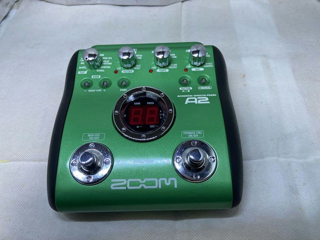 zoom アコースティック　マルチエフェクター A2　互換ＡＣアダプター付属