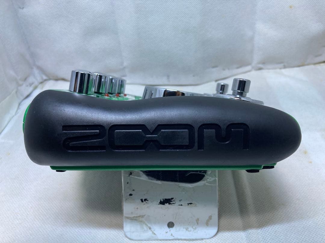 zoom アコースティック　マルチエフェクター A2　互換ＡＣアダプター付属
