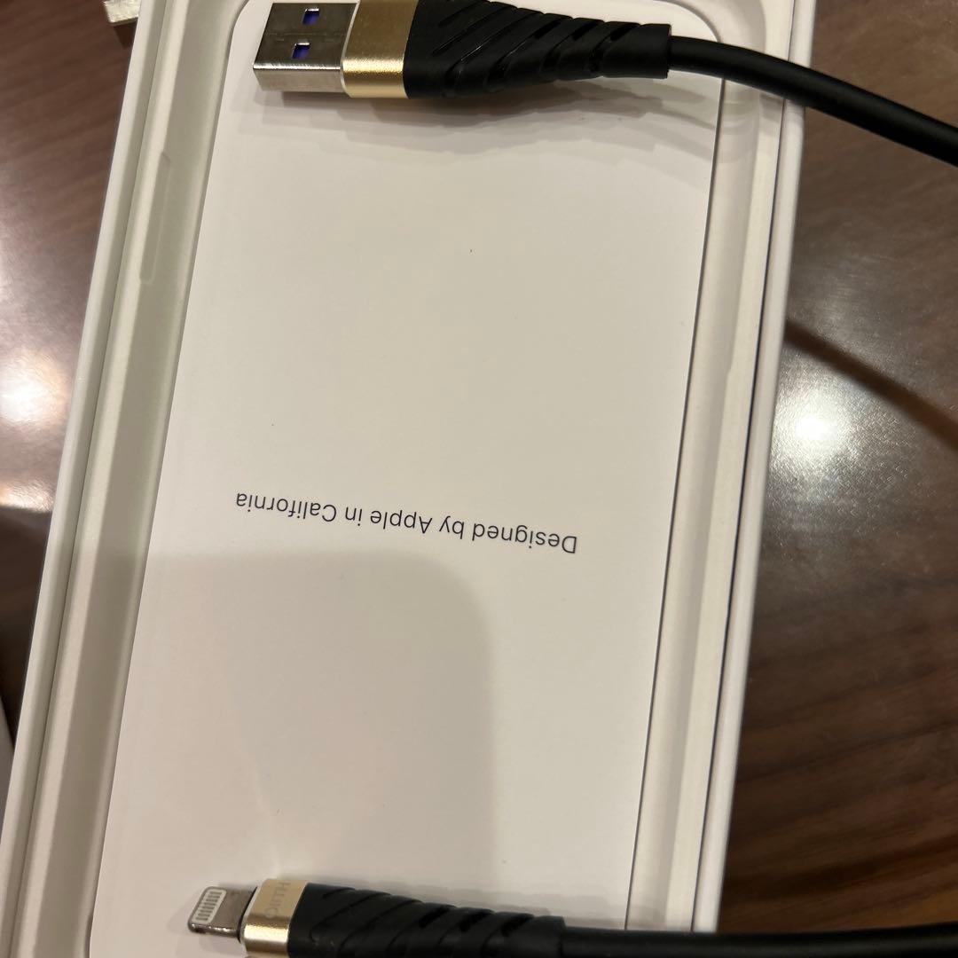 SIMフリー iPhone 11 64GB イエロー 容量100％　ケーブル2本