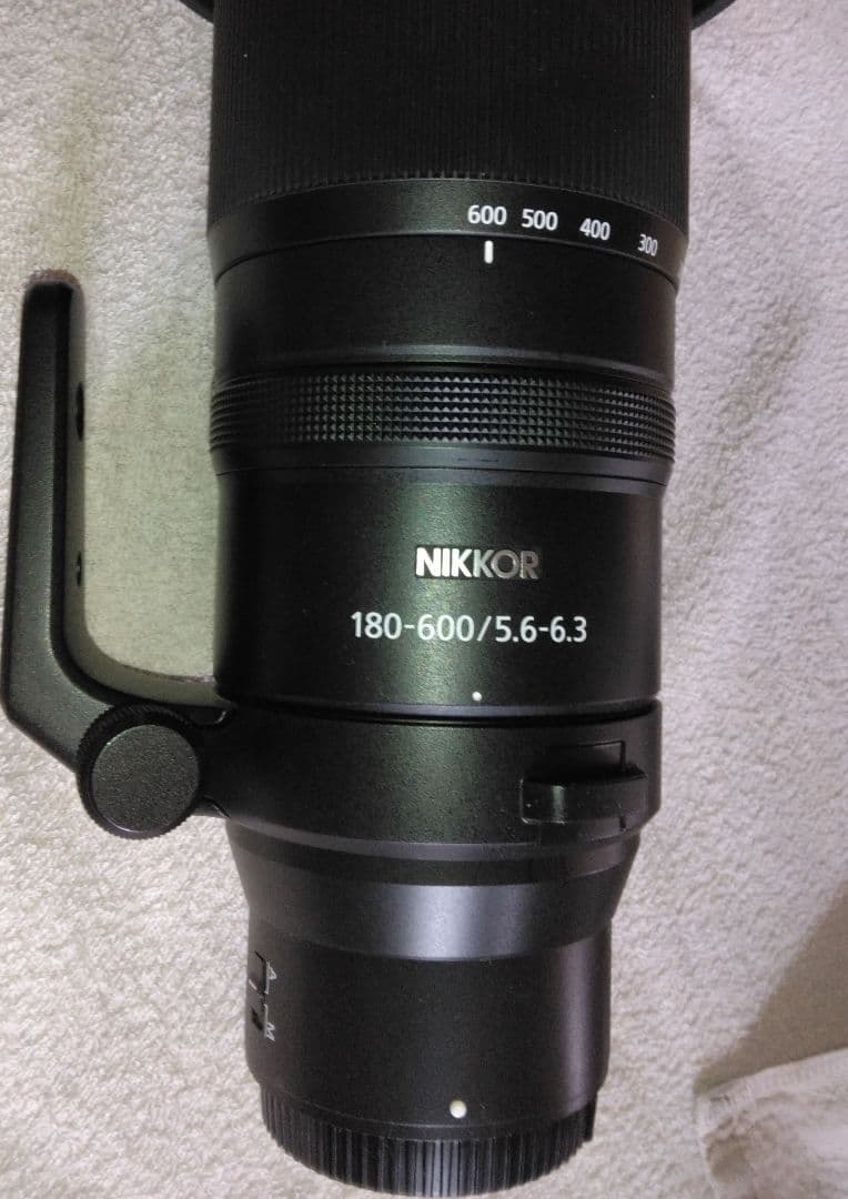 NIKKOR Z 180-600mm f/5.6-6.3 VRレンズ