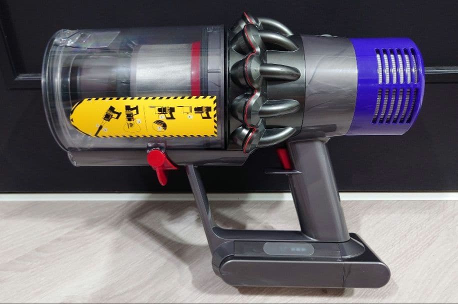 ②ダイソン dyson V10 SV12 本体のみ エコモード50分