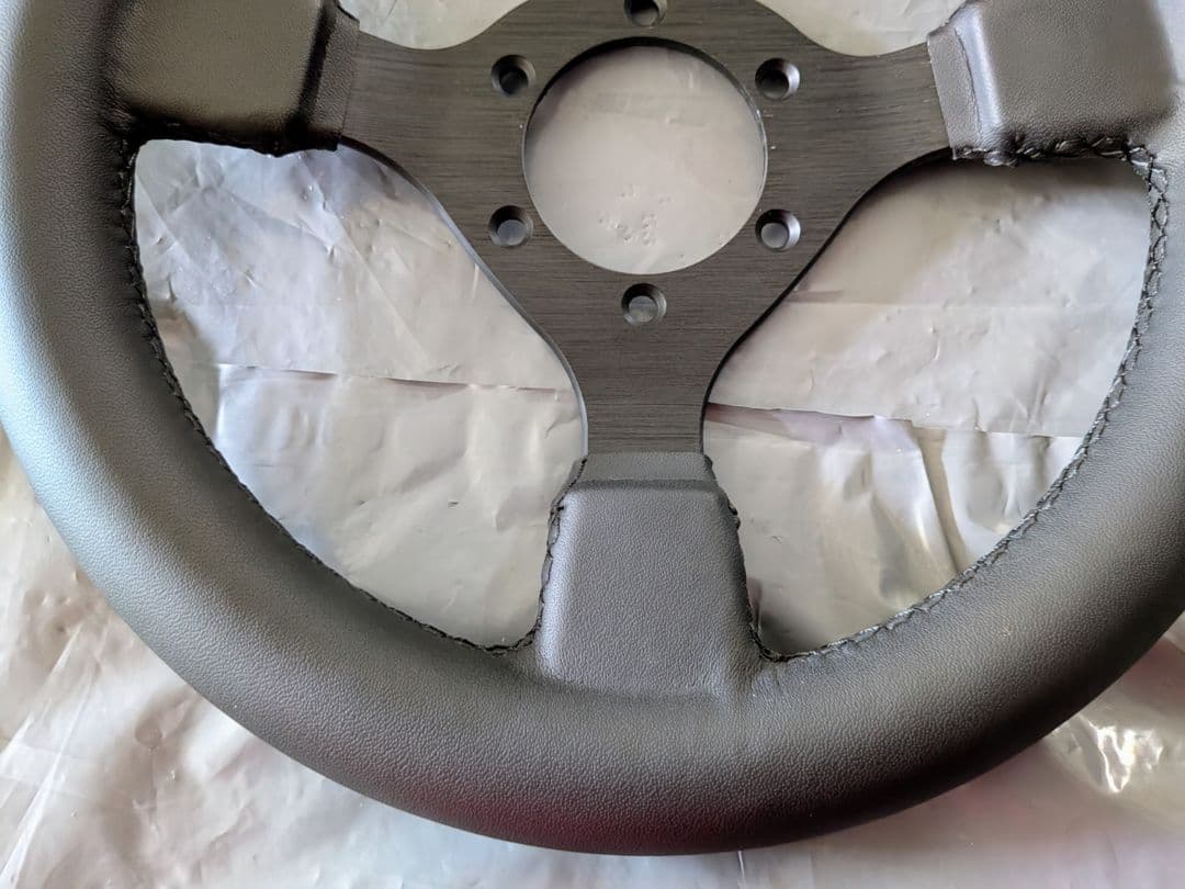 28パイ　スポーツタイプ　ステアリング　おまけ付き