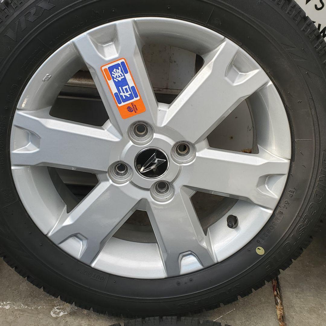 ダイハツ　タフト　15インチ純正ホイール美品