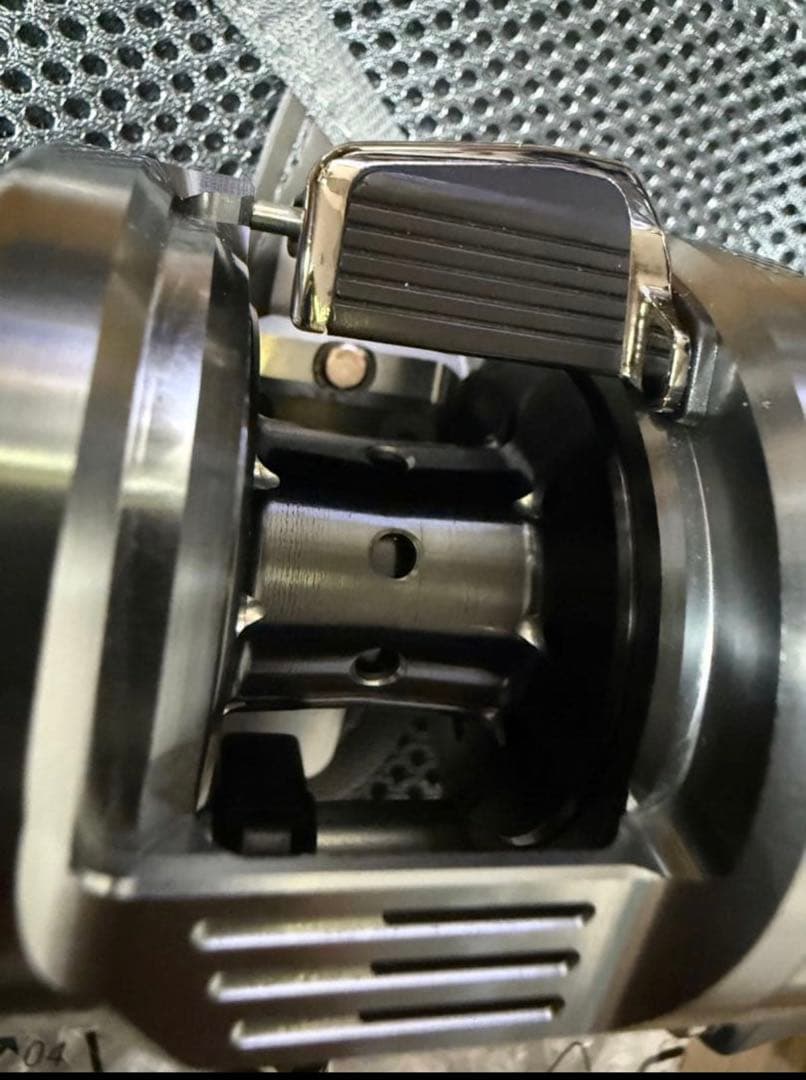 SHIMANO カルカッタコンクエストDC 201HG ベイトリール シマノ 左