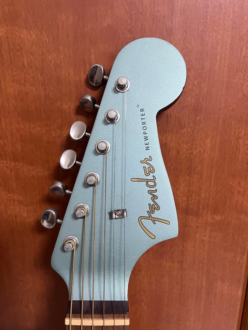 Fender NewporterアコースティックギターTidepool