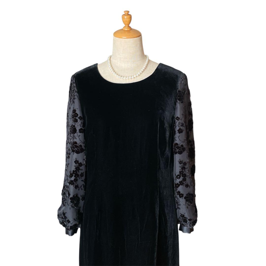 ソワールドルチェ　東京ソワール　SOIR オパール袖のベルベットワンピース