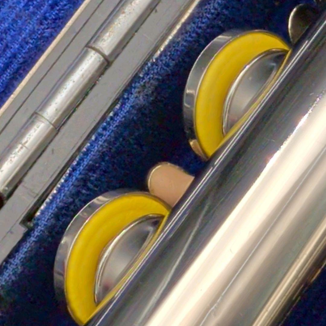 フルート　調整済　ヤマハYFL23(Eメカ仕様)