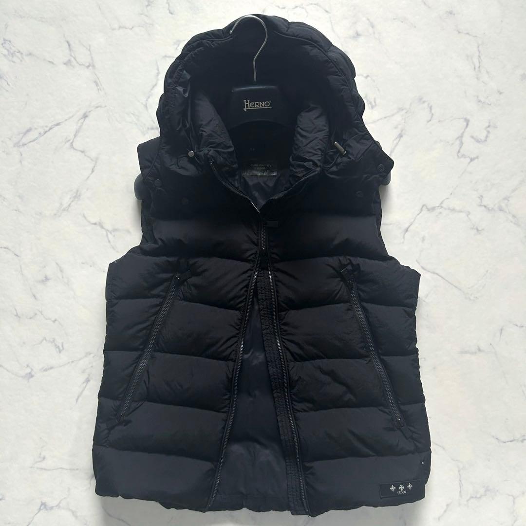 近年モデル タトラス クローネ ダウンベスト フード2way CURONE 黒