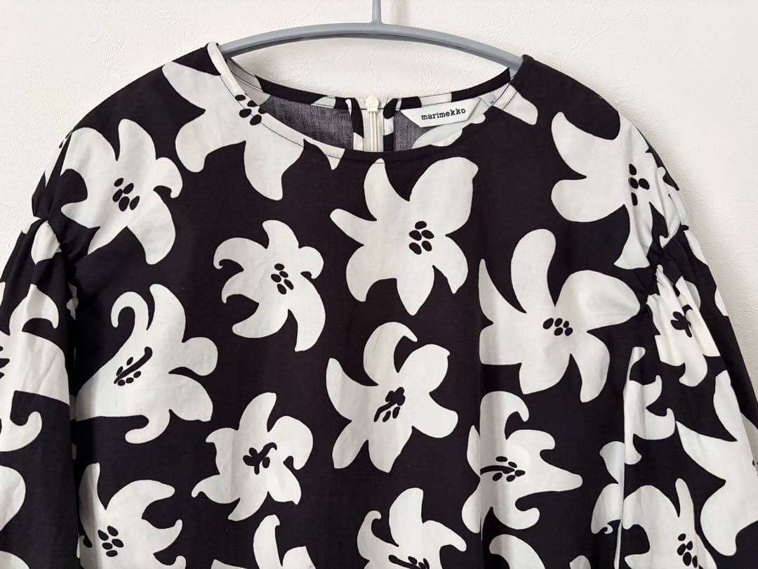 marimekko マリメッコ ブラウス モノトーン フラワープリント