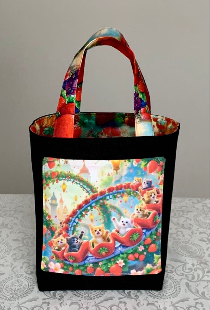 チロスケ　猫ちゃん　(両面パネル)トートバッグ