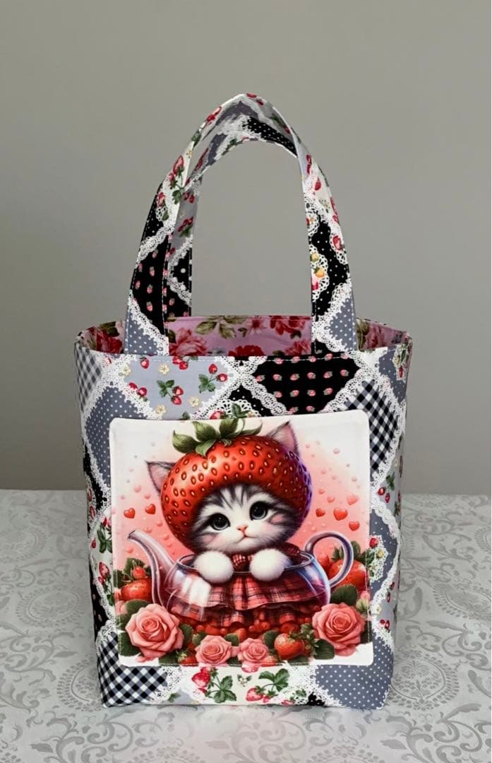 チロスケ　猫ちゃん　(両面パネル)トートバッグ