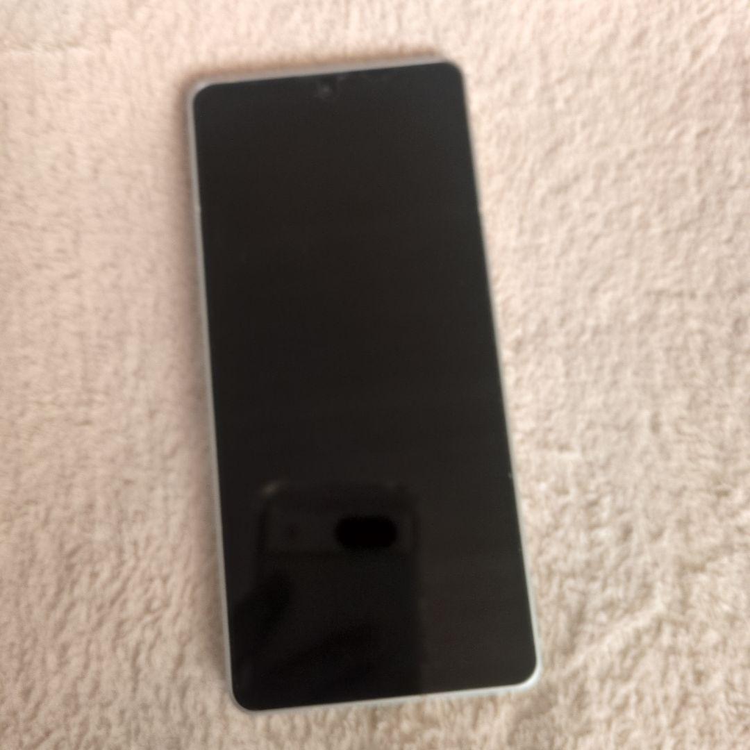 SHARP AQUOS sense6 シルバー スマートフォン本体