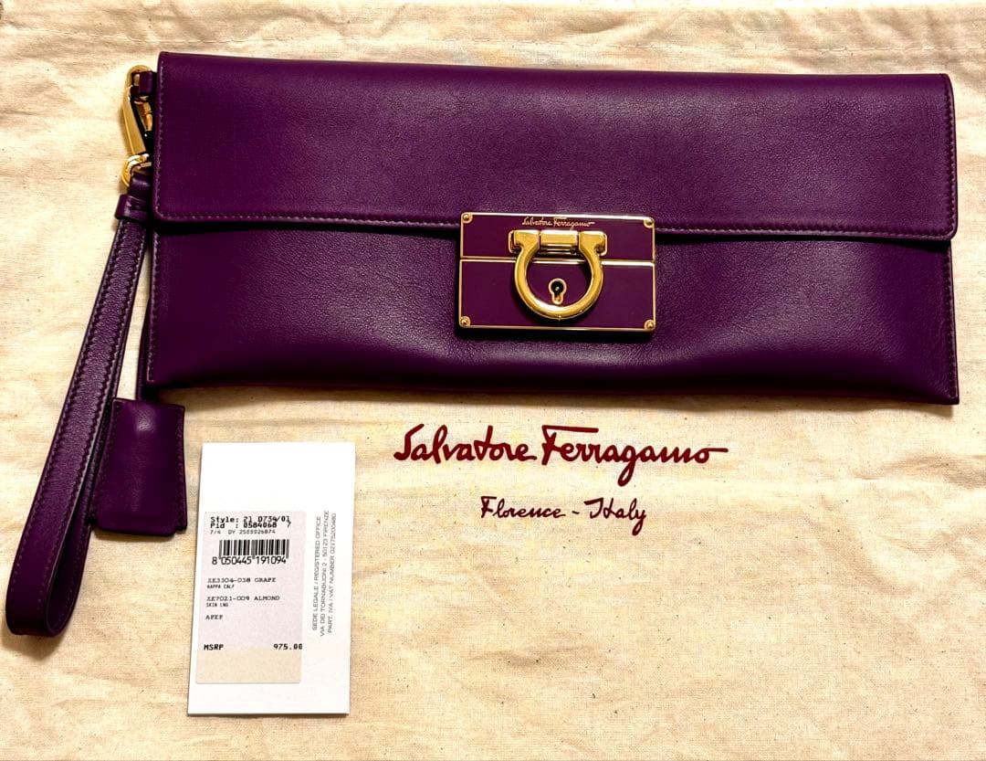【新品級/希少色GRAPE】フェラガモ ガンチーニ クラッチ&リストレット