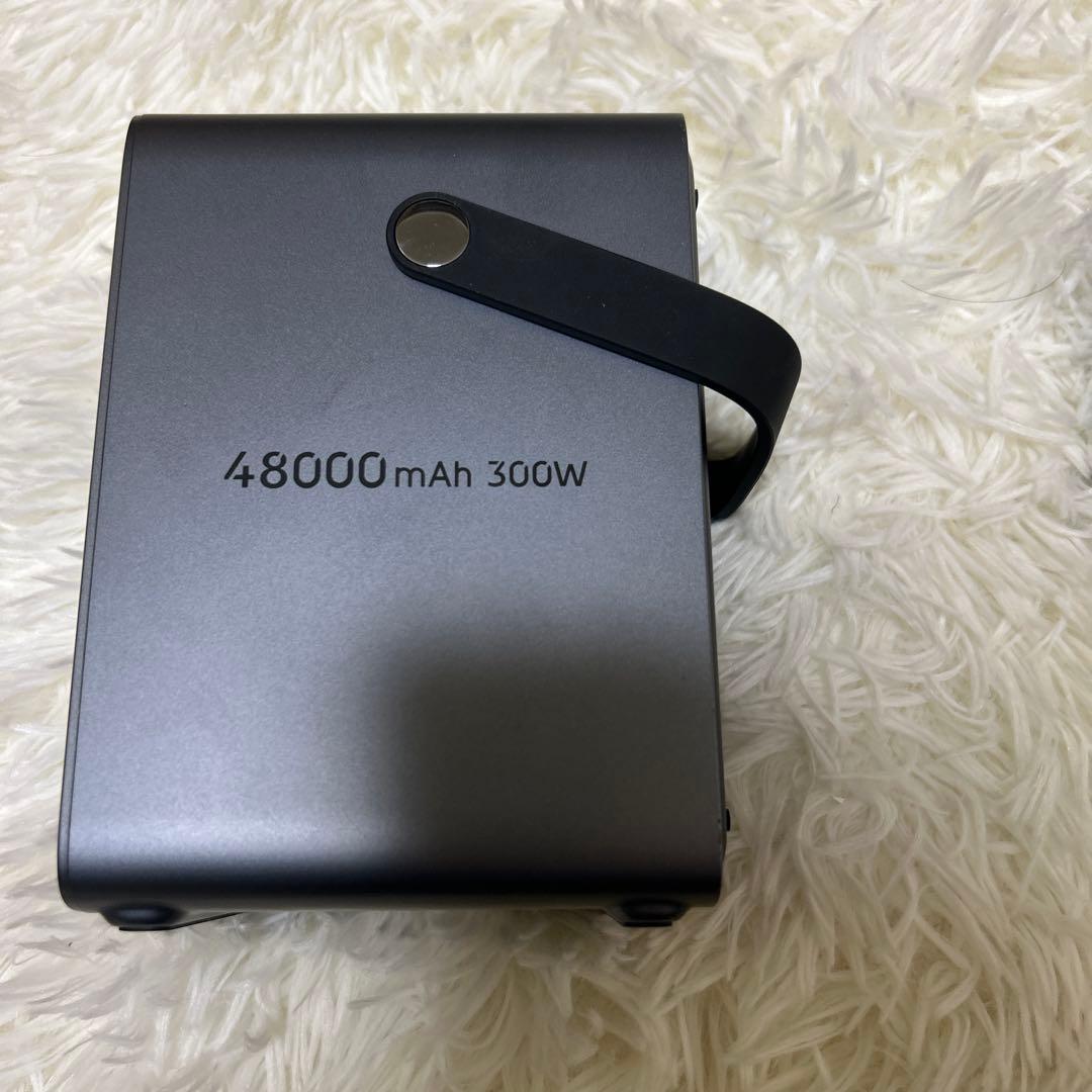 UGREEN モバイルバッテリー 48000mAh 300W PB770